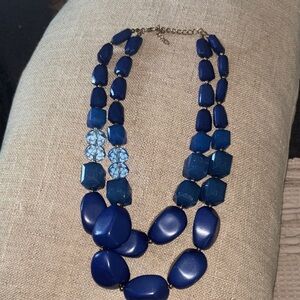 Elegant Blue Beaded Necklace
*same day delivery*